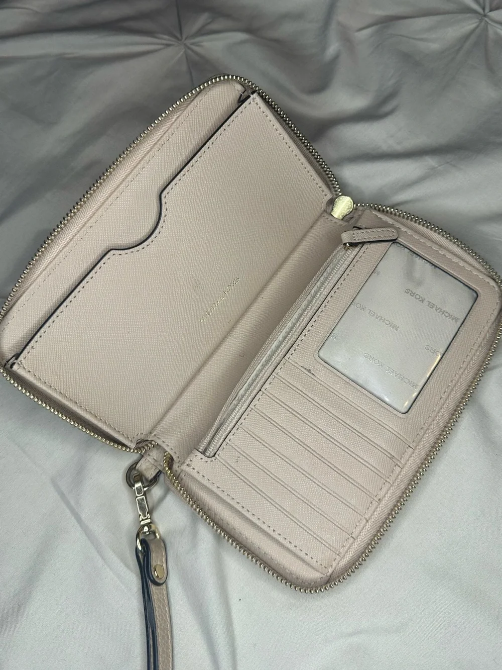 Michael Kors Pebbled Leather Wristlet in Light Taupe